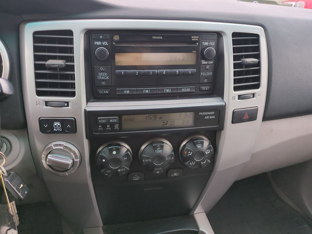 Thumbnail: 2008 Toyota 4Runner - 15