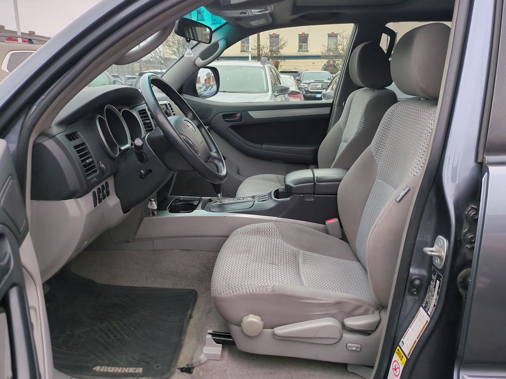 Thumbnail: 2008 Toyota 4Runner - 11