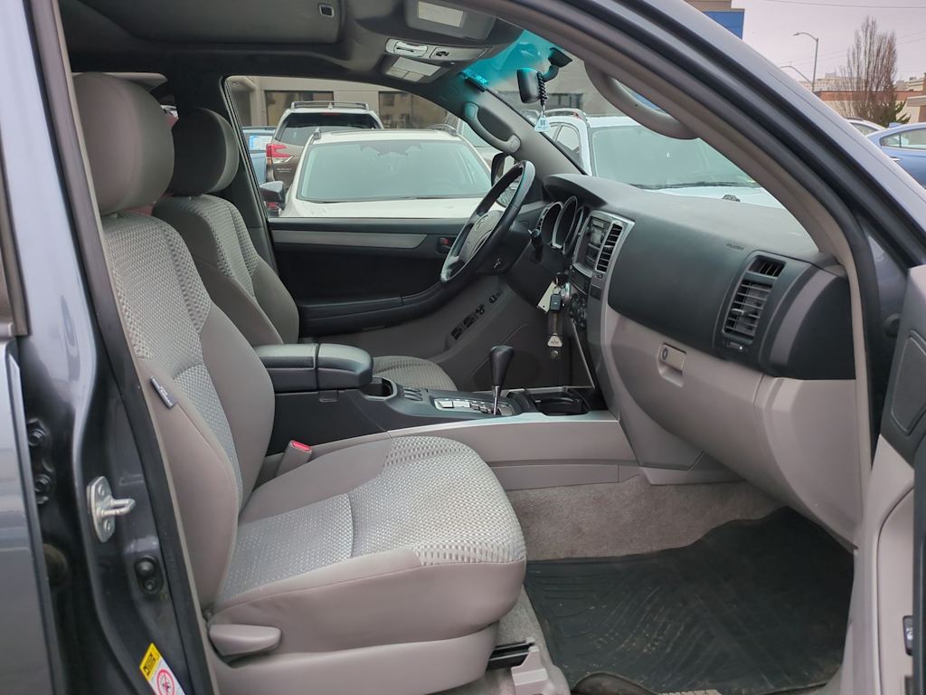 Thumbnail: 2008 Toyota 4Runner - 12