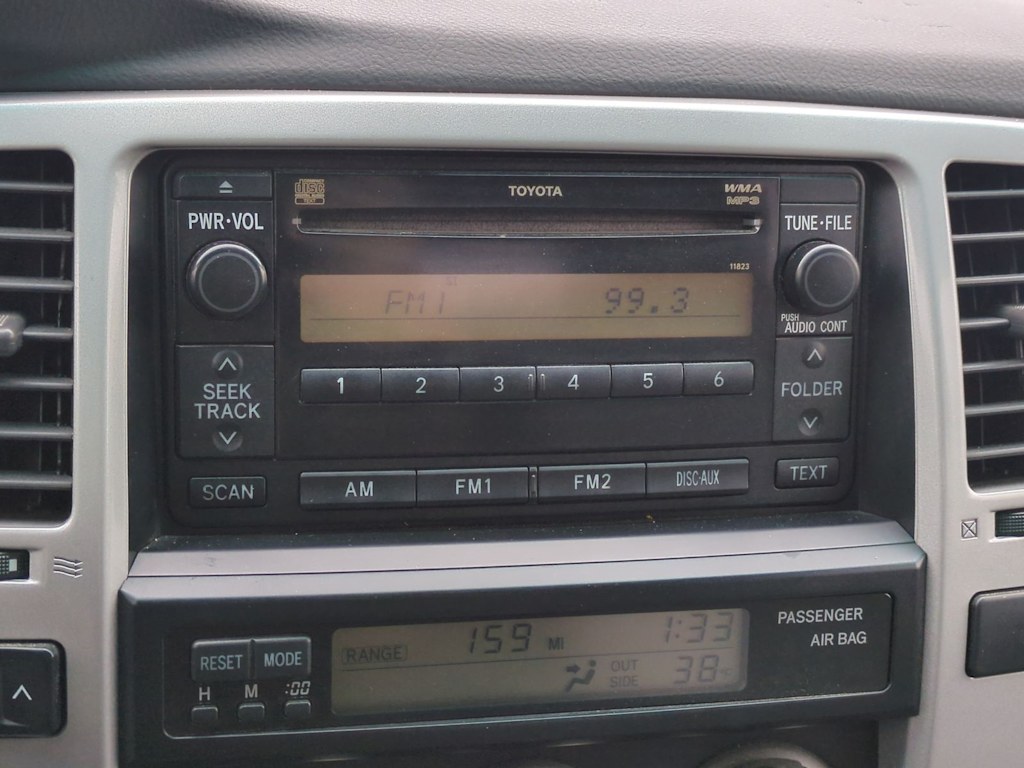 Thumbnail: 2008 Toyota 4Runner - 32