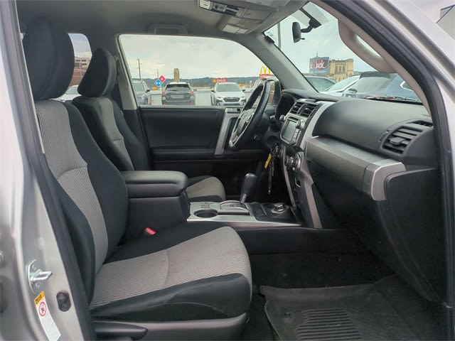 2014 Toyota 4Runner SR5 12