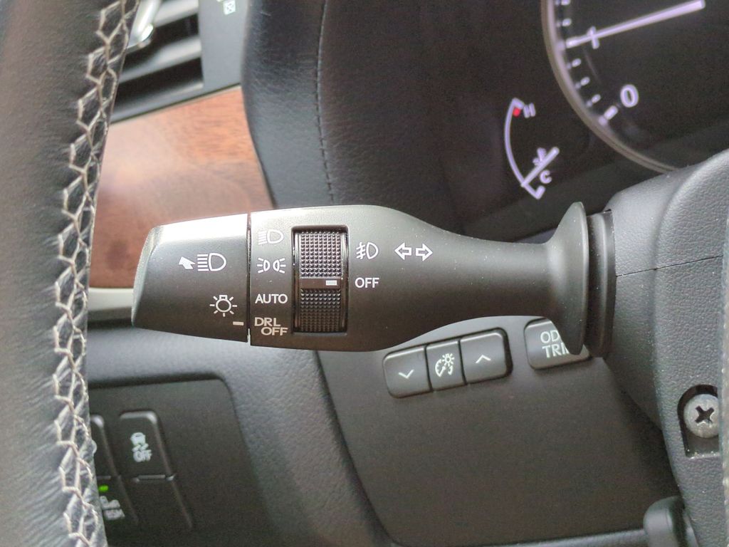 Thumbnail: 2015 Lexus GS - 32