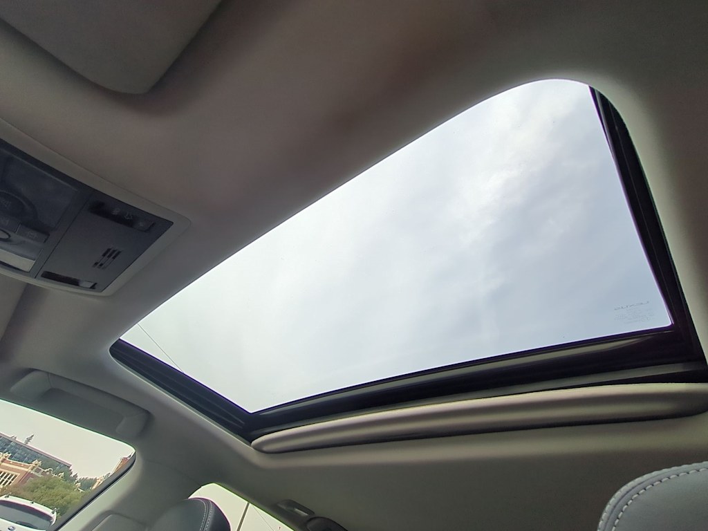 Thumbnail: 2015 Lexus GS - 27