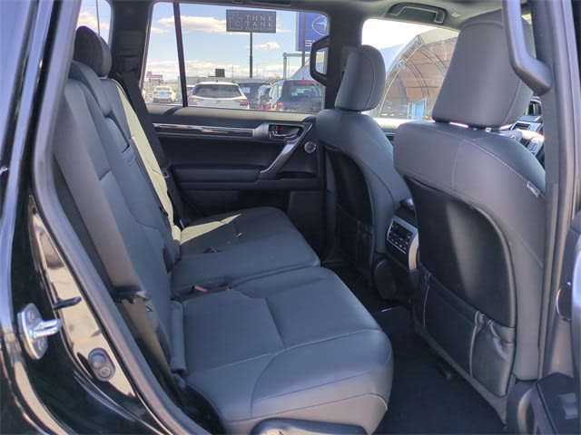 2023 Lexus GX 460 30