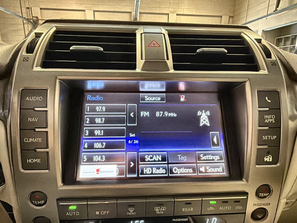Thumbnail: 2019 Lexus GX - 36