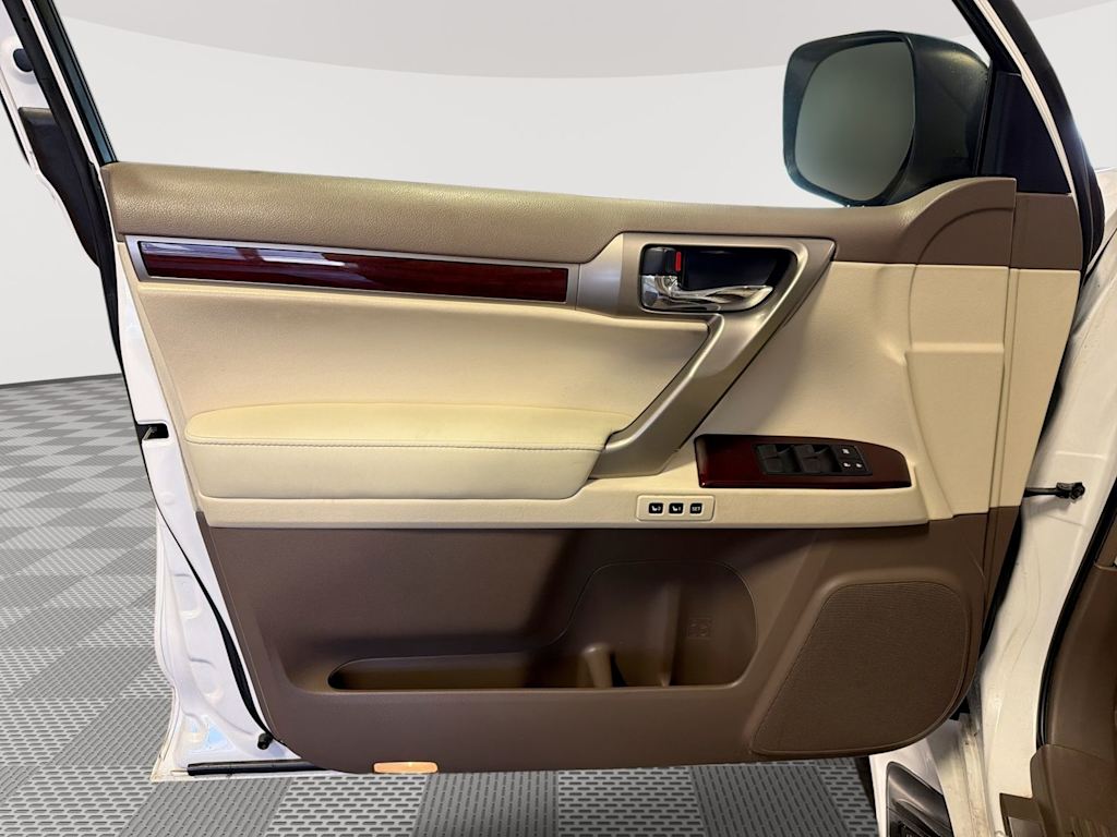 Thumbnail: 2019 Lexus GX - 24