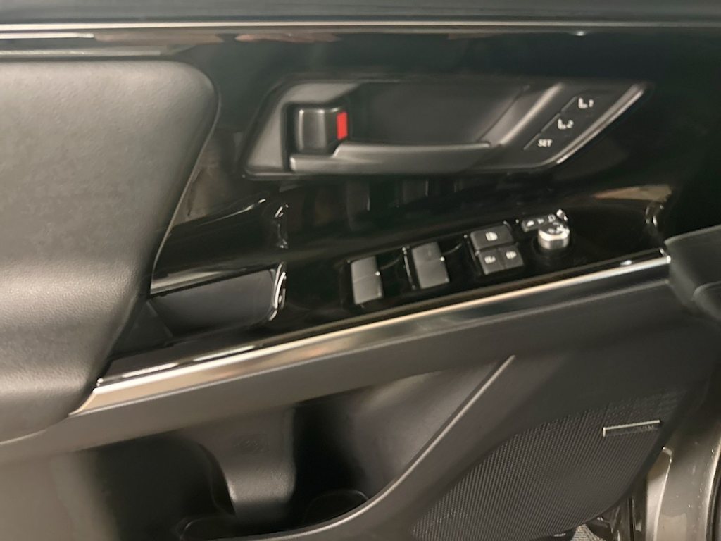 Thumbnail: 2023 Subaru Solterra - 26
