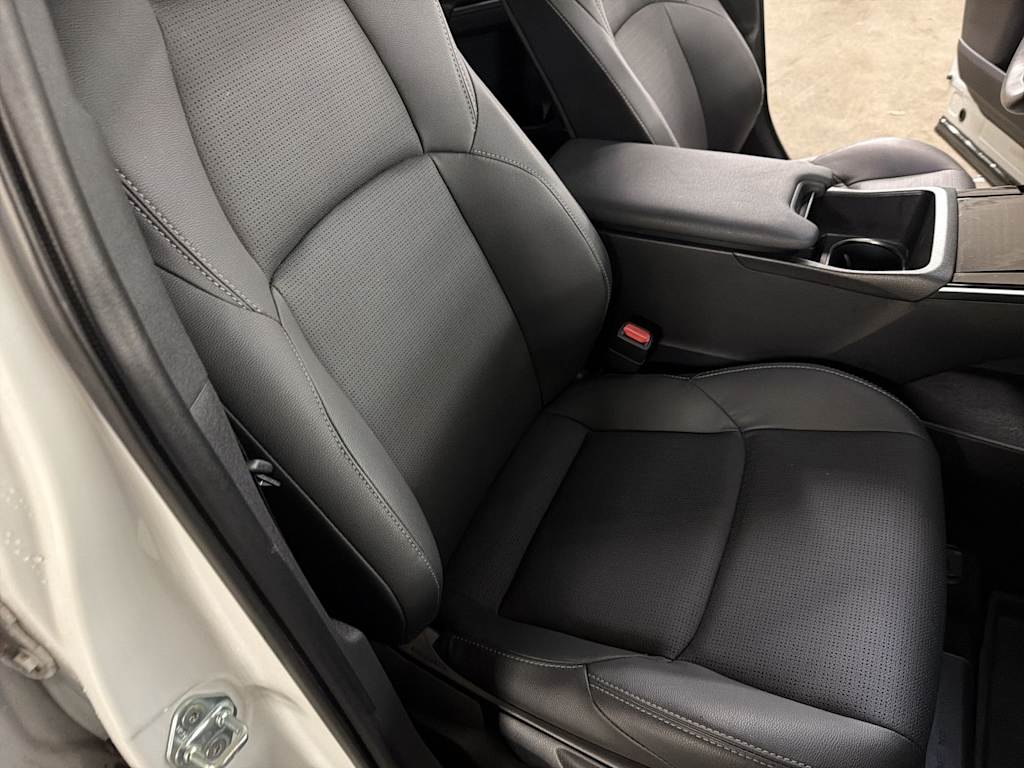 Thumbnail: 2023 Subaru Solterra - 28