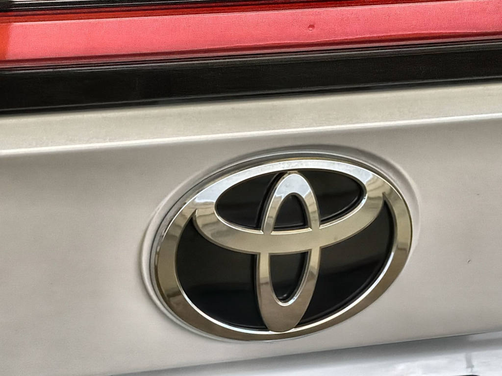 Thumbnail: 2024 Toyota bZ4X - 7
