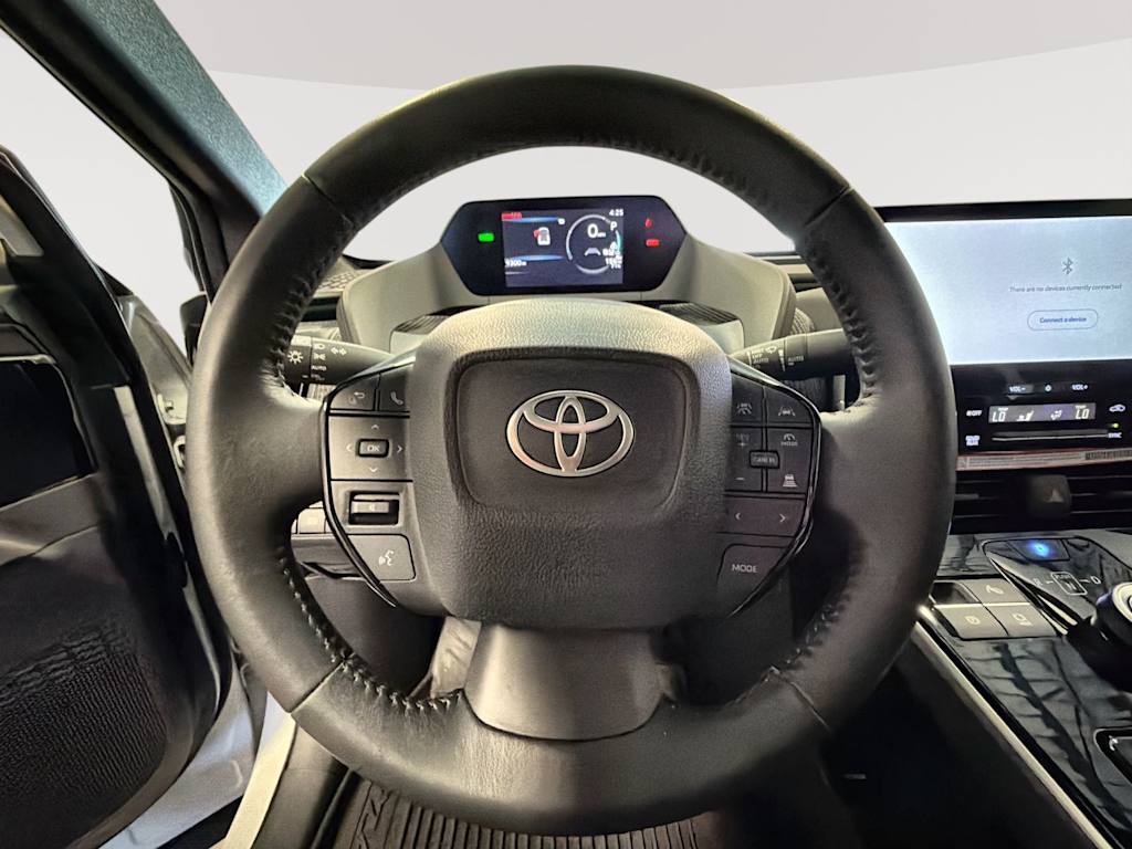 Thumbnail: 2024 Toyota bZ4X - 10