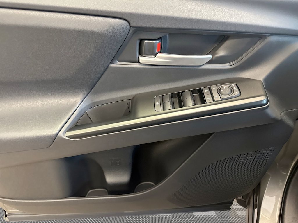 Thumbnail: 2026 Subaru Solterra - 25