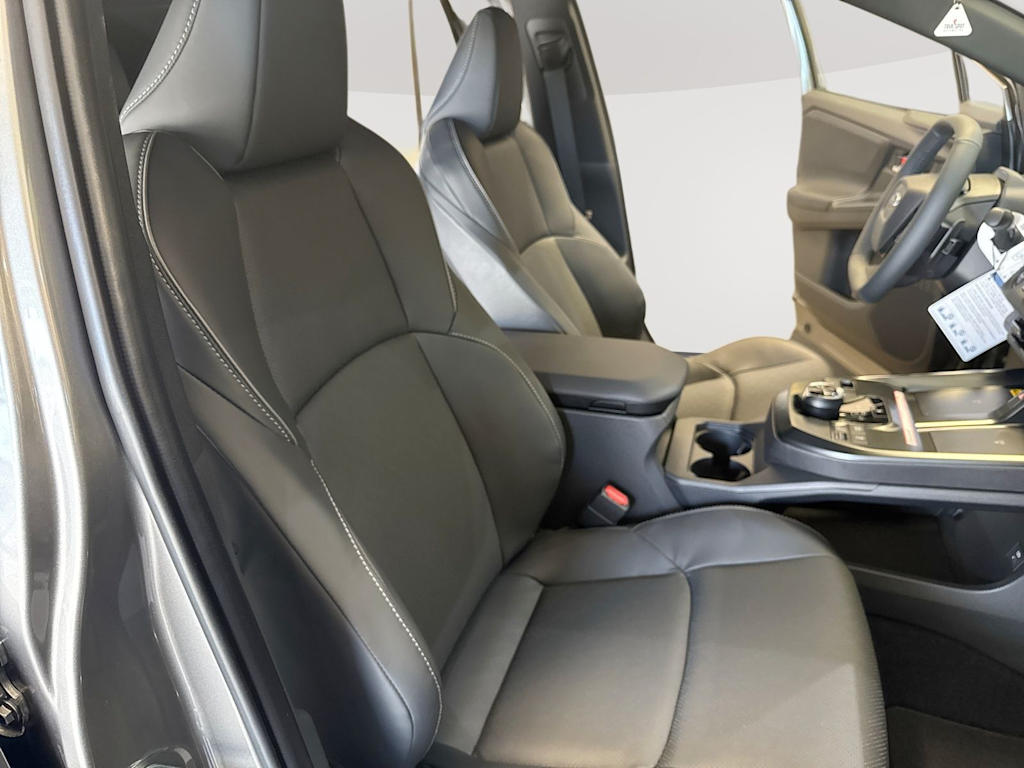 Thumbnail: 2026 Subaru Solterra - 27