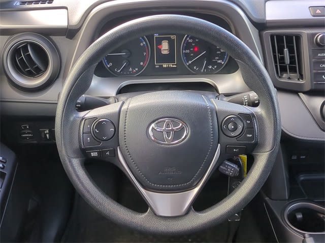 2017 Toyota RAV4 LE 14