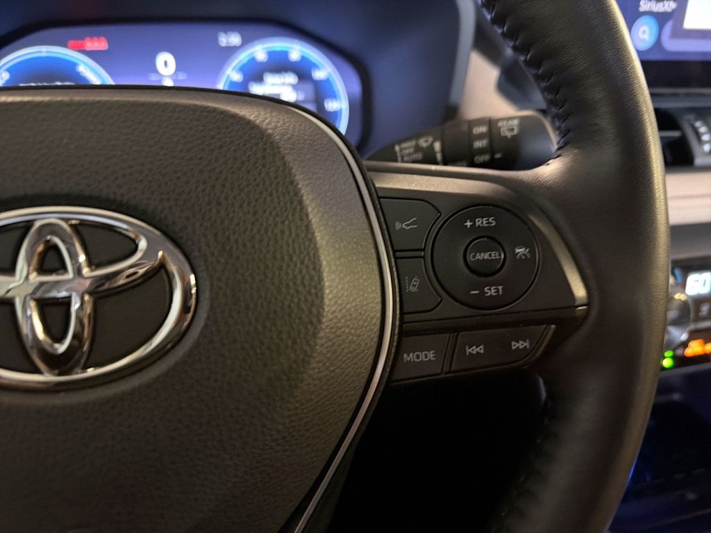 Thumbnail: 2024 Toyota RAV4 - 30