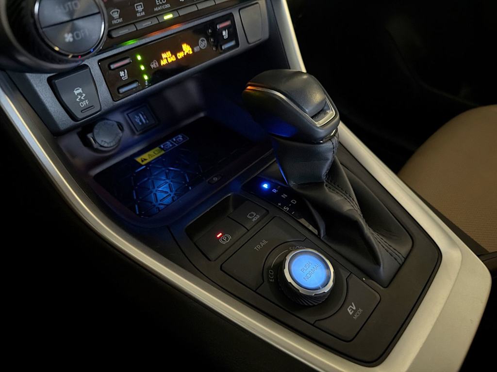 Thumbnail: 2024 Toyota RAV4 - 36