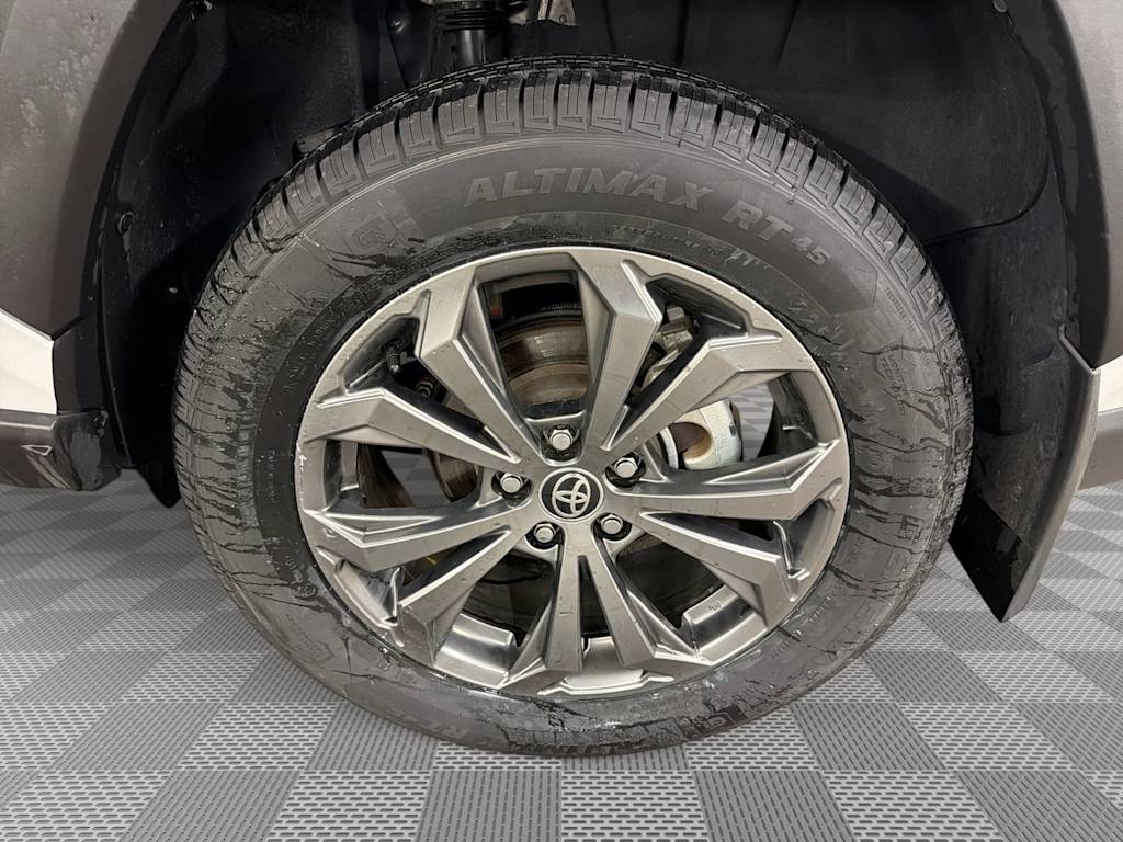 Thumbnail: 2024 Toyota RAV4 - 6