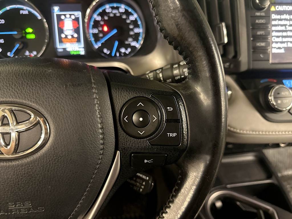 Thumbnail: 2018 Toyota RAV4 - 27