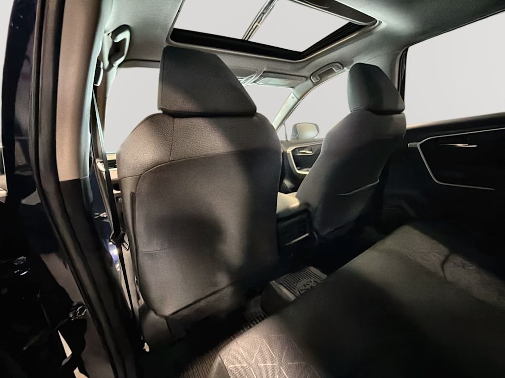 Thumbnail: 2021 Toyota RAV4 - 12