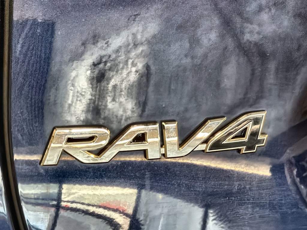 Thumbnail: 2021 Toyota RAV4 - 26