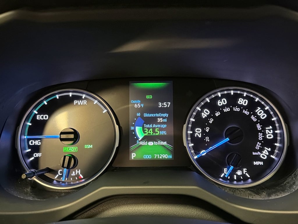 Thumbnail: 2021 Toyota RAV4 - 16