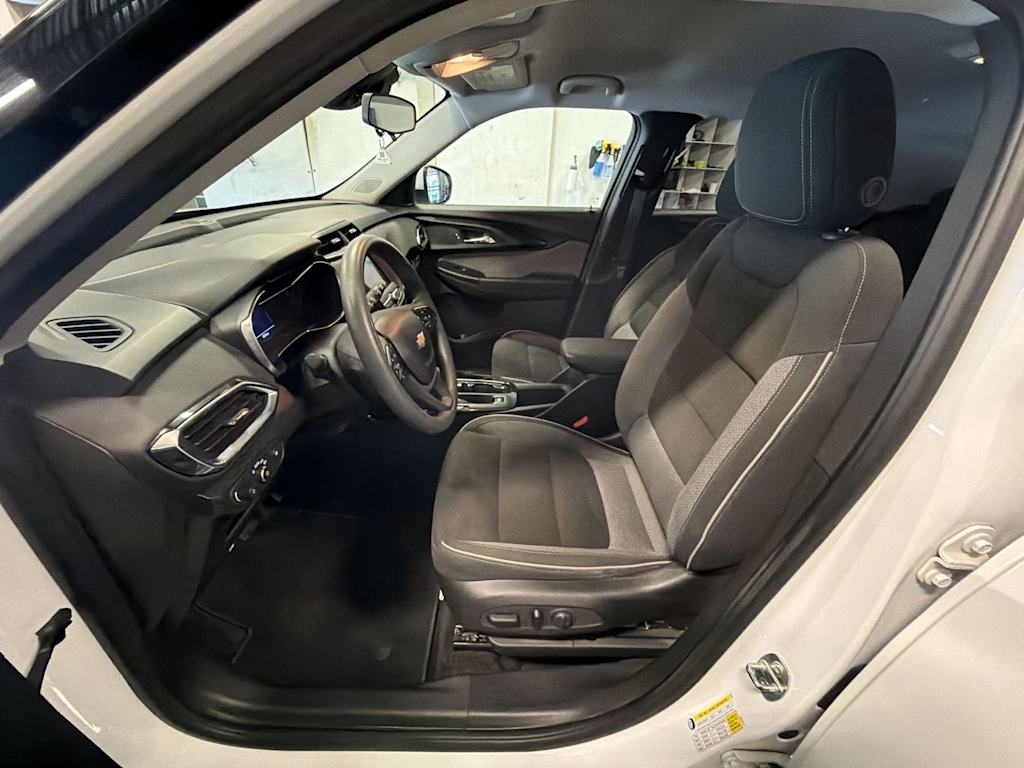 Thumbnail: 2021 Chevrolet TrailBlazer - 11