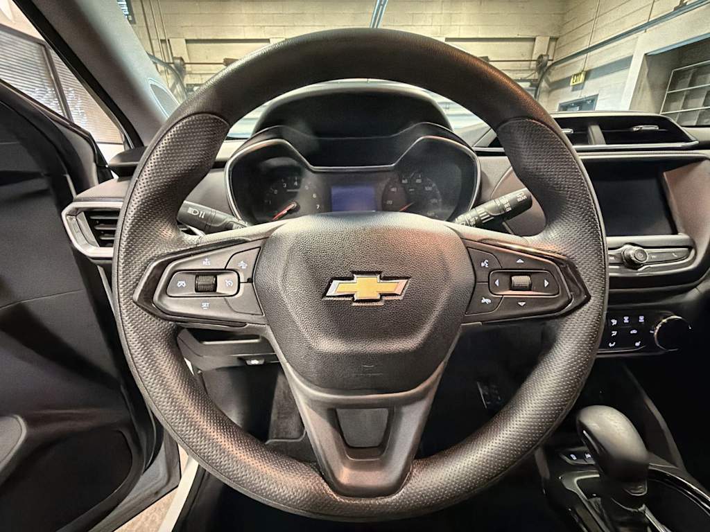 Thumbnail: 2021 Chevrolet TrailBlazer - 10