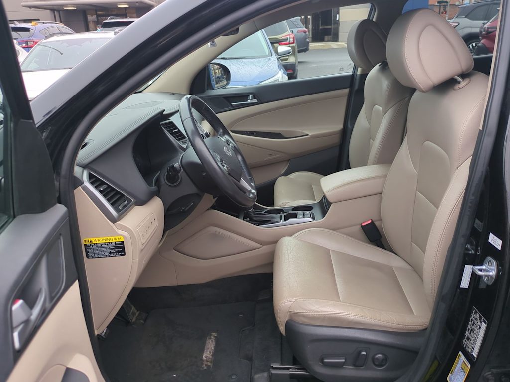 Thumbnail: 2017 Hyundai Tucson - 11