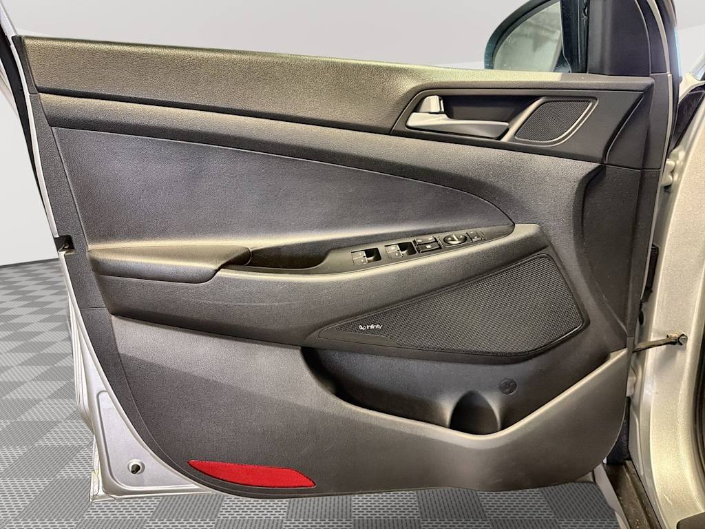 Thumbnail: 2017 Hyundai Tucson - 24