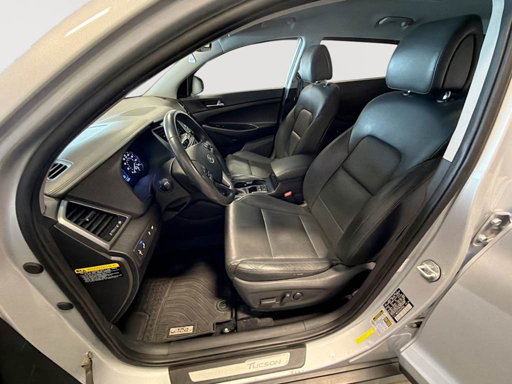 Thumbnail: 2017 Hyundai Tucson - 11