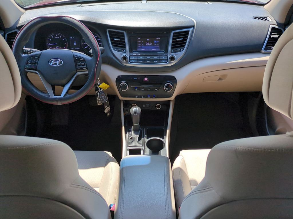 Thumbnail: 2016 Hyundai Tucson - 10