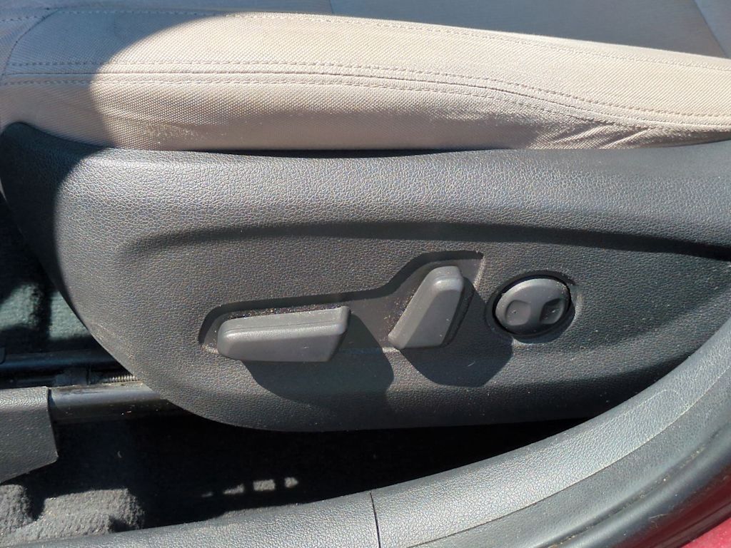 Thumbnail: 2016 Hyundai Tucson - 27