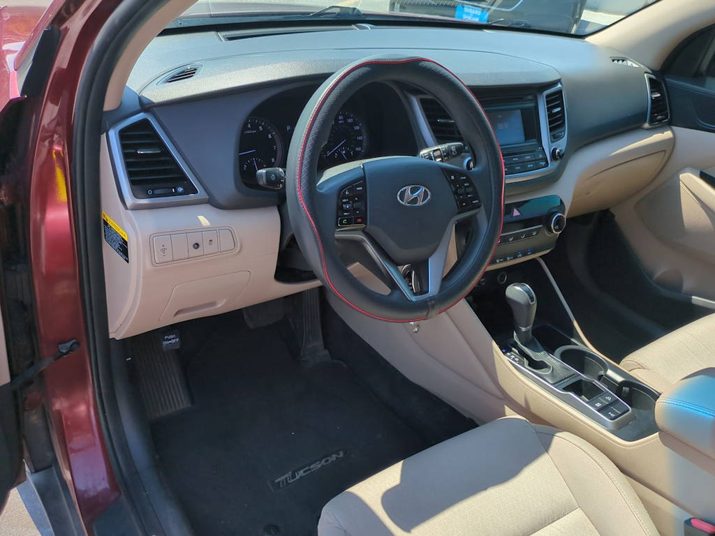 Thumbnail: 2016 Hyundai Tucson - 2