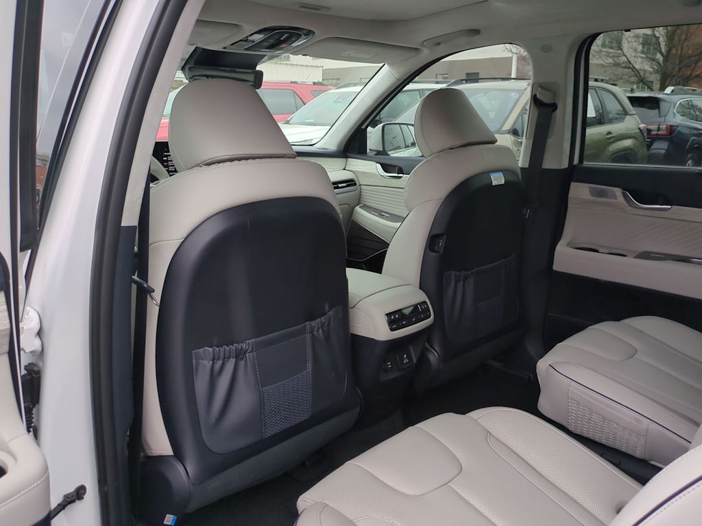 Thumbnail: 2025 Hyundai Palisade - 13