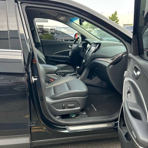 Thumbnail: 2019 Hyundai Santa Fe - 23