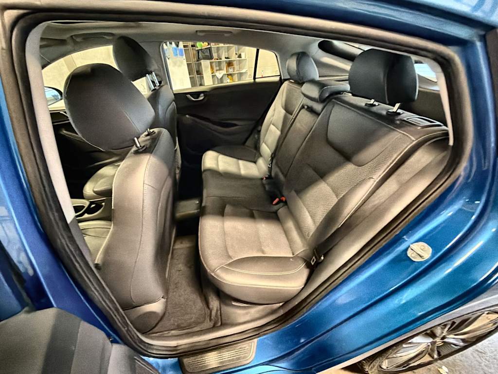 Thumbnail: 2017 Hyundai Ioniq - 29