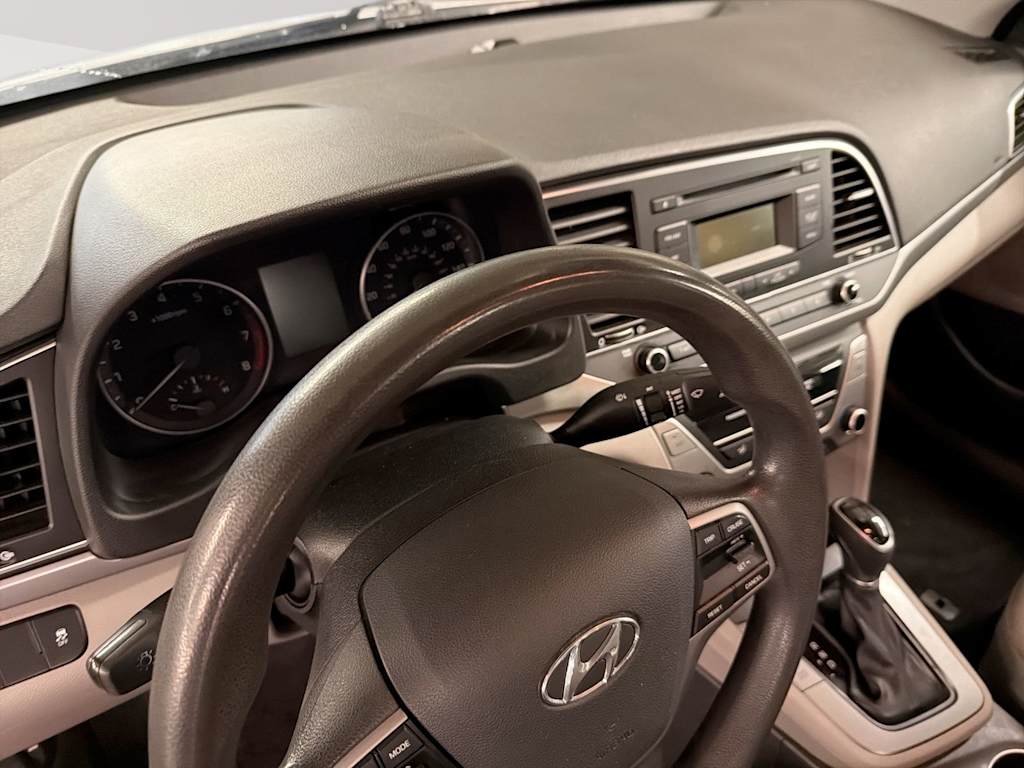 Thumbnail: 2017 Hyundai Elantra - 2