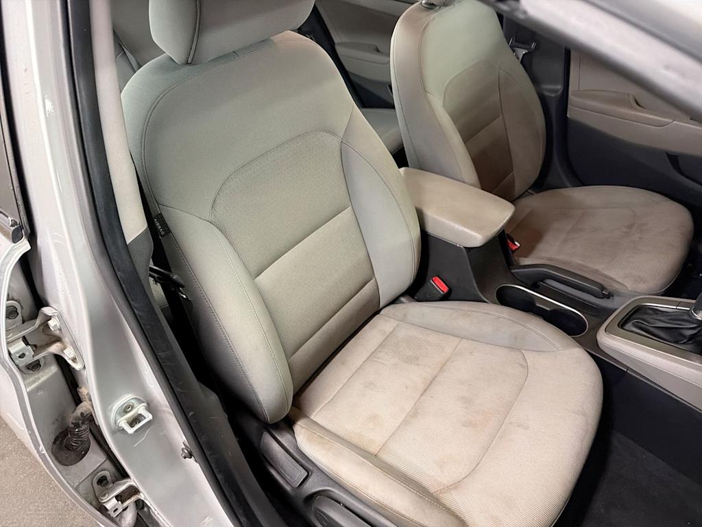 Thumbnail: 2017 Hyundai Elantra - 24