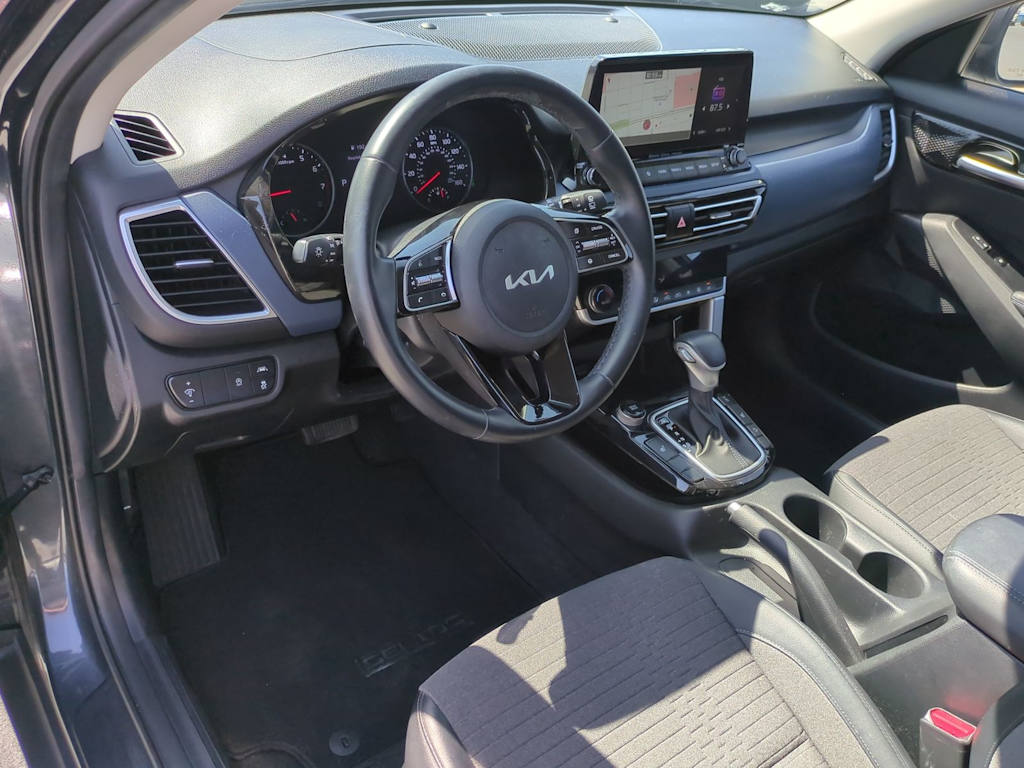 2022 Kia Seltos Nightfall Edition 2