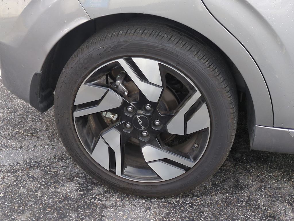 Thumbnail: 2023 Kia Soul - 9