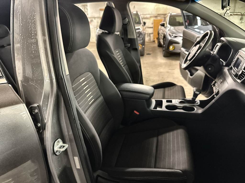 Thumbnail: 2018 Kia Sportage - 12