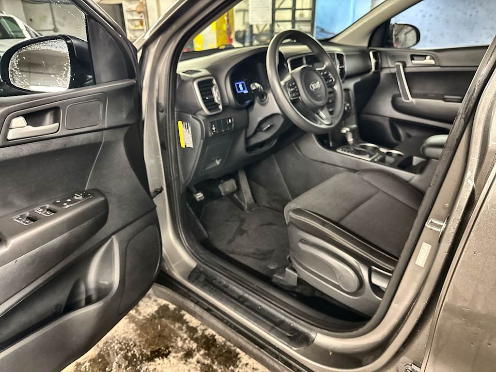 Thumbnail: 2018 Kia Sportage - 23
