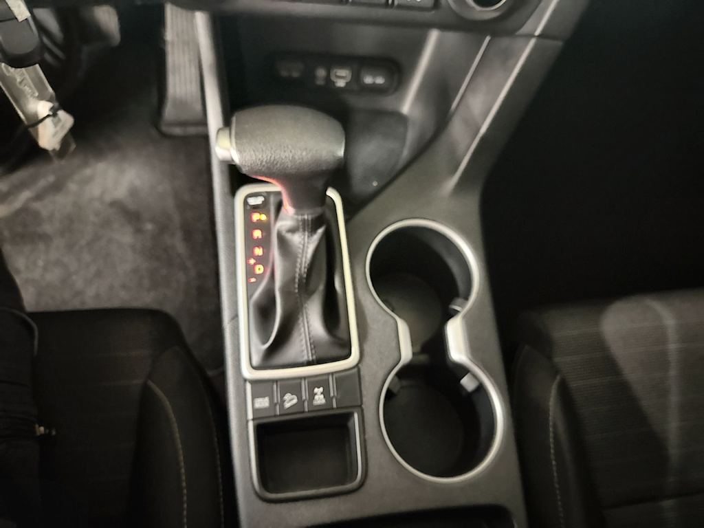 Thumbnail: 2018 Kia Sportage - 16