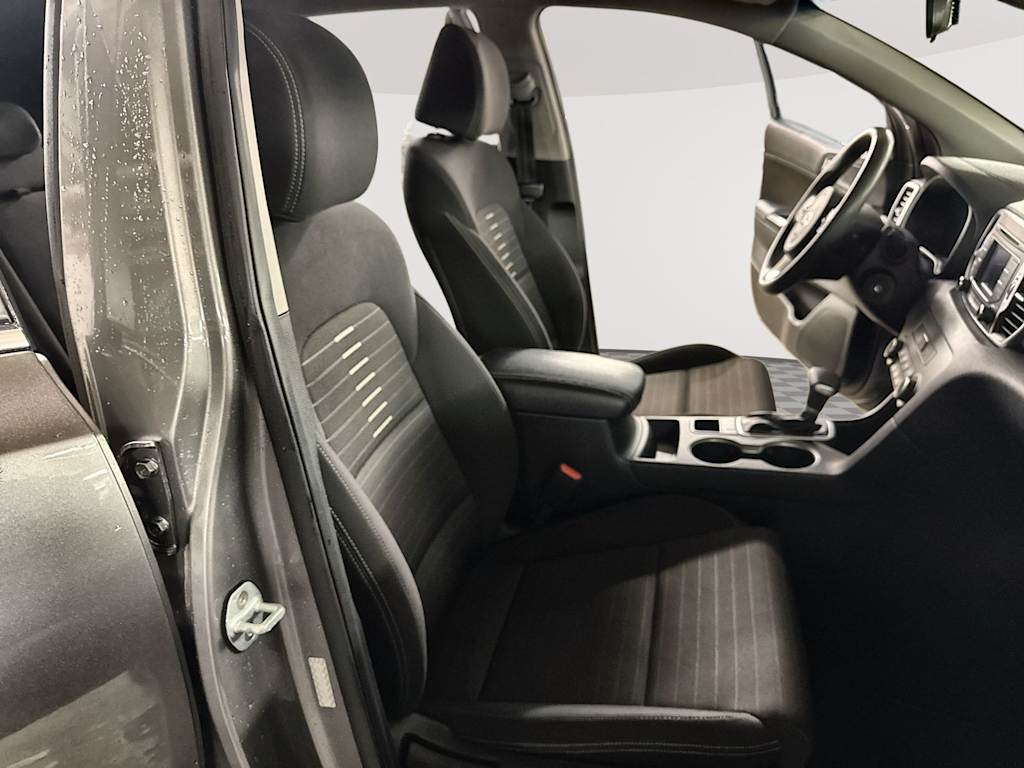 Thumbnail: 2018 Kia Sportage - 12