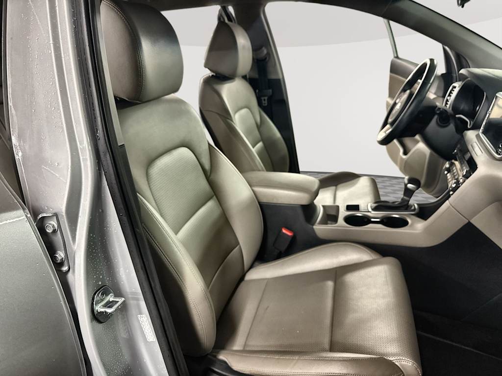 Thumbnail: 2021 Kia Sportage - 28