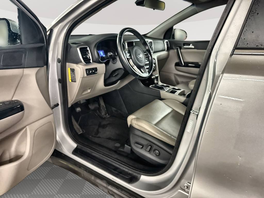 Thumbnail: 2021 Kia Sportage - 23