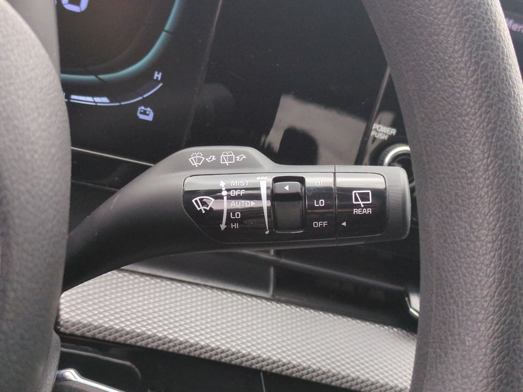 Thumbnail: 2023 Kia Sportage - 31