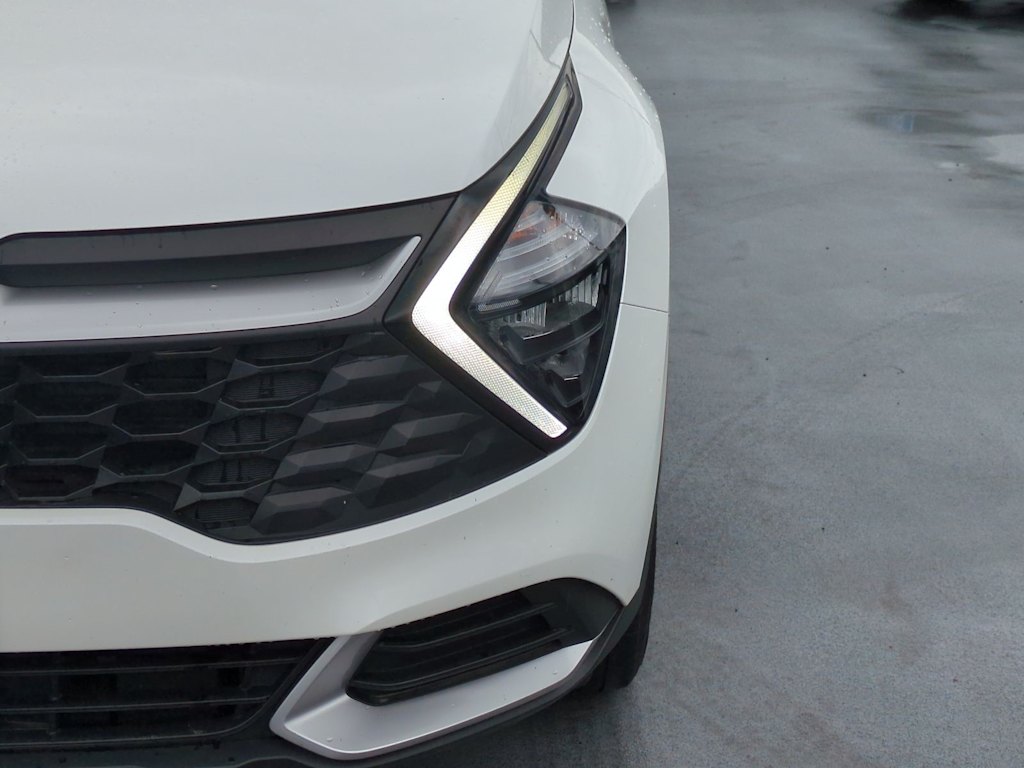 Thumbnail: 2023 Kia Sportage - 7