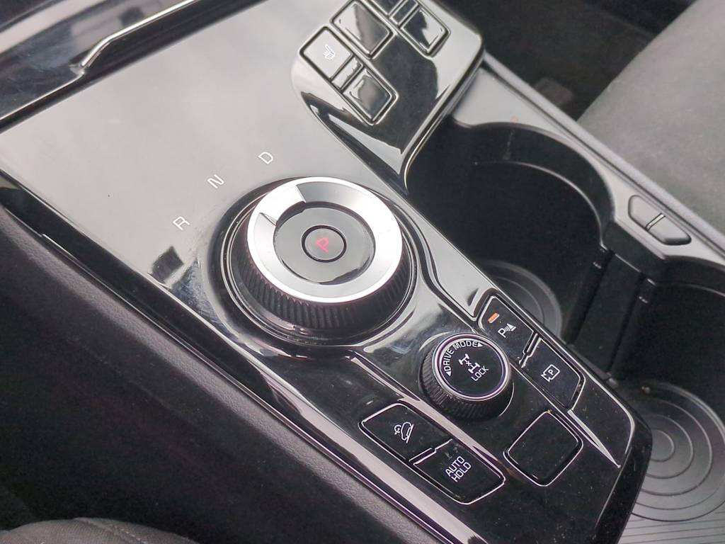 Thumbnail: 2023 Kia Sportage - 16