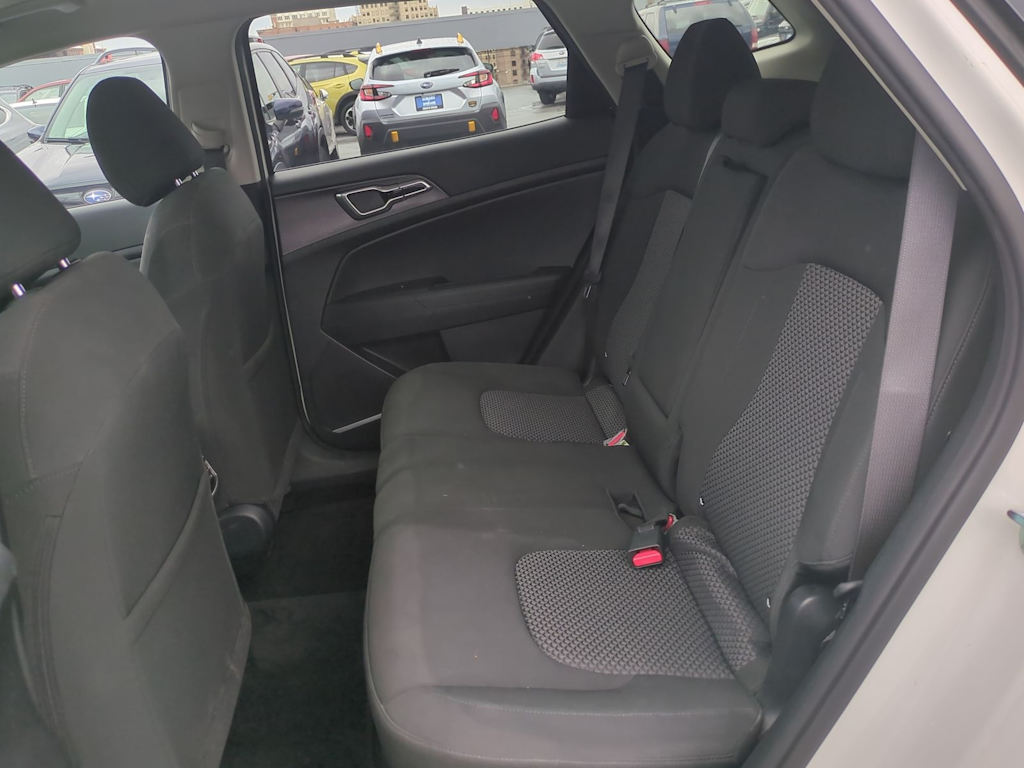 Thumbnail: 2023 Kia Sportage - 27