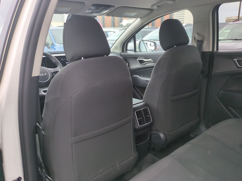 Thumbnail: 2023 Kia Sportage - 13